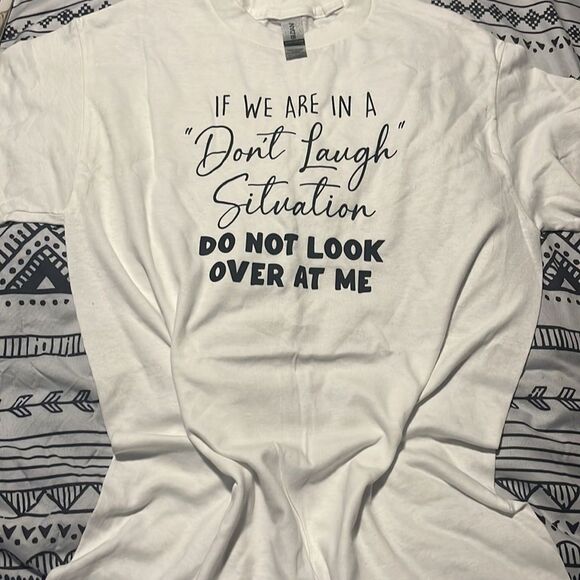 NEW Graphic Tee Bundle size Small - Picture 4 of 6